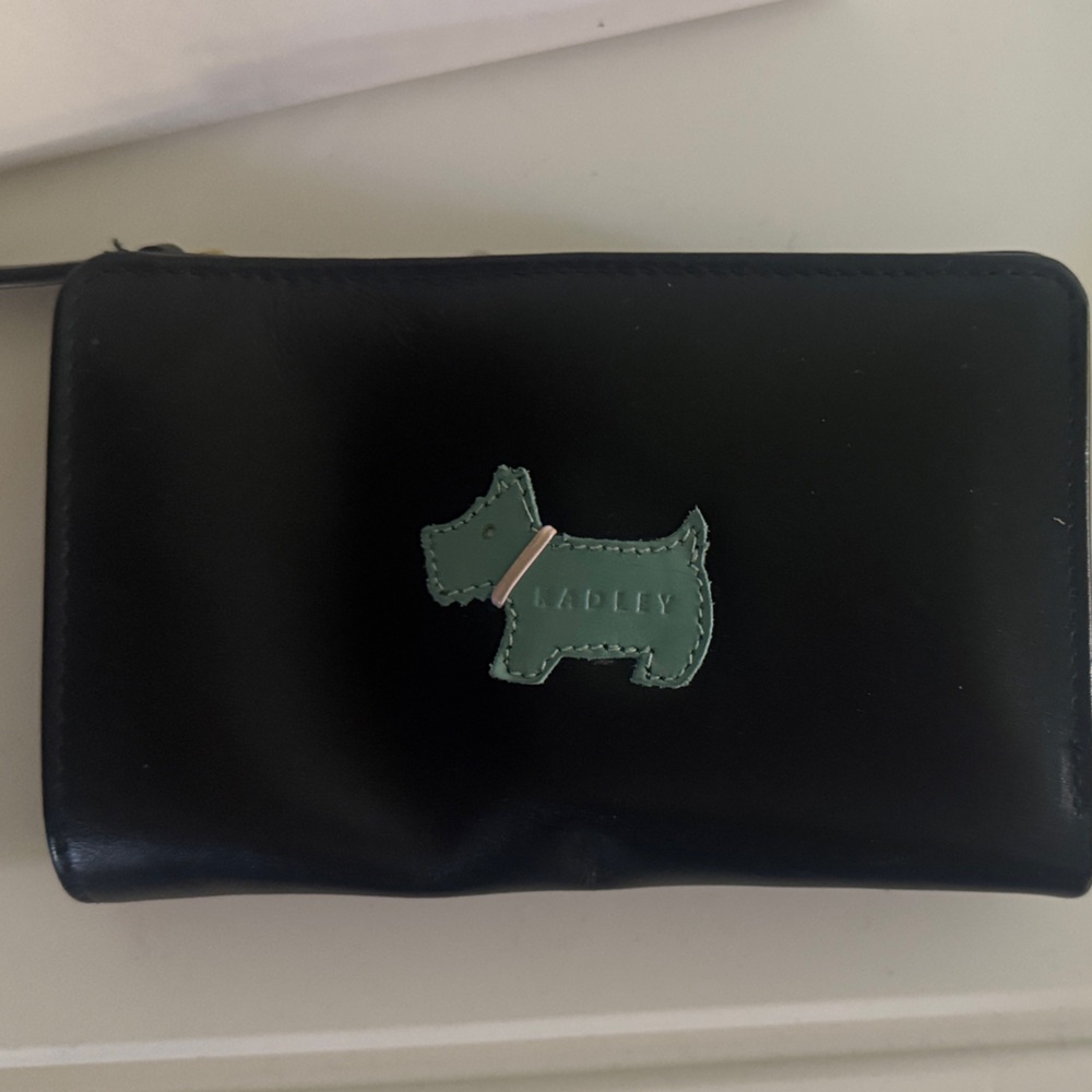 RADLEY LONDON Black Wallet with Green Dog Emblem